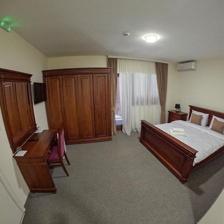 Motel Zeta Lux Mitrovica Kültér fotó