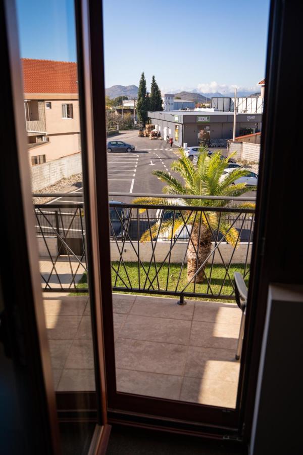 Motel Zeta Lux Mitrovica Kültér fotó