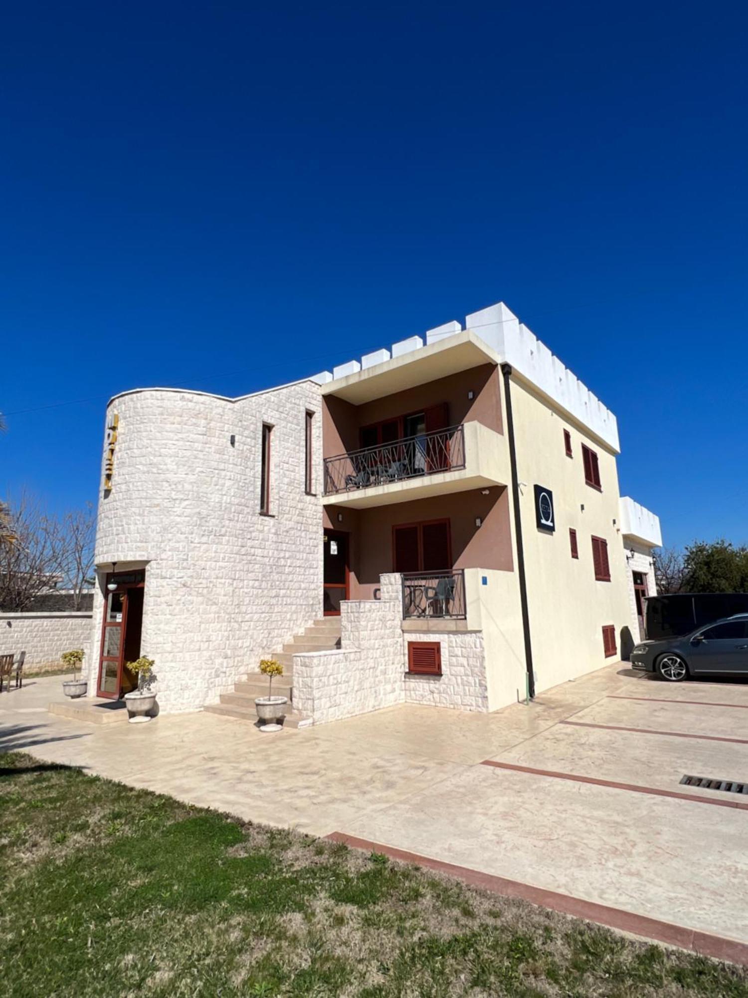 Motel Zeta Lux Mitrovica Kültér fotó
