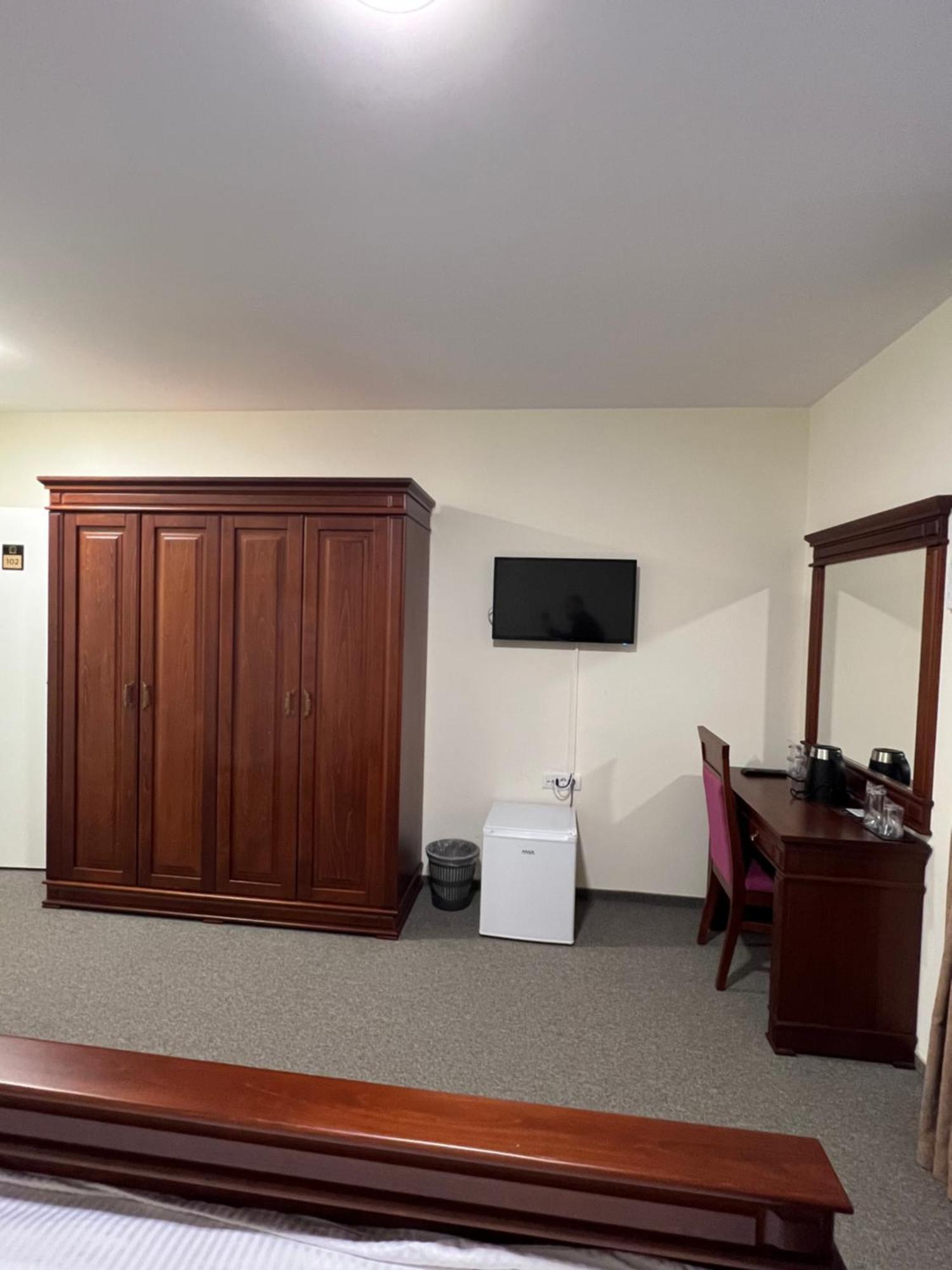 Motel Zeta Lux Mitrovica Kültér fotó