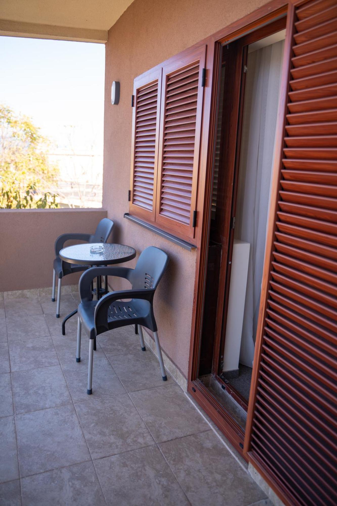 Motel Zeta Lux Mitrovica Kültér fotó